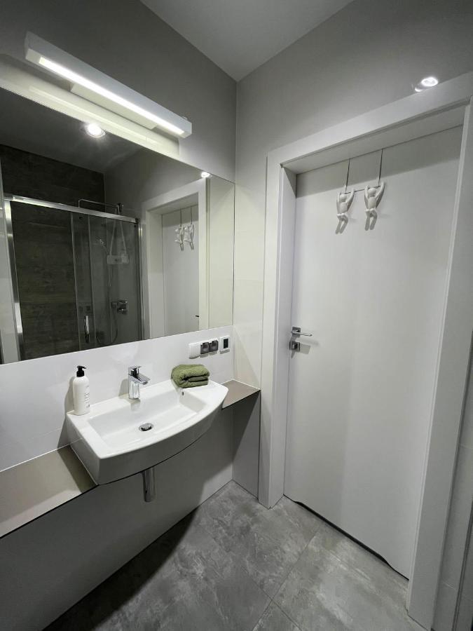 Apartamenty Olimpijska 1B & 1T 什切尔克 外观 照片